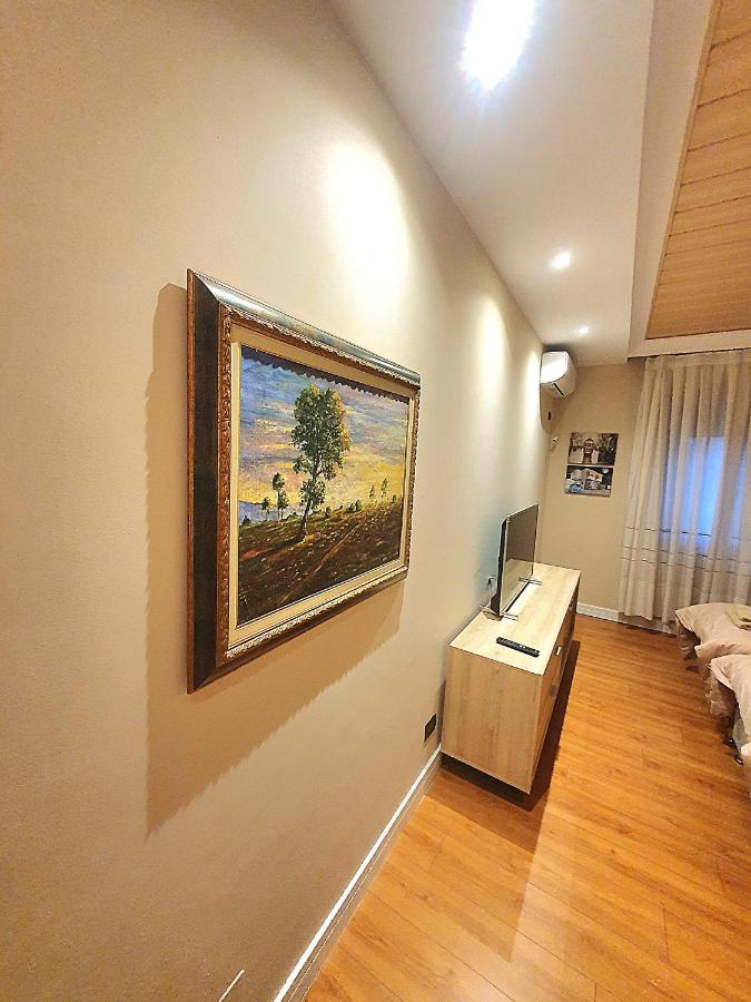 Centerscape - Studio By Dion Apartment Tirana Exterior photo